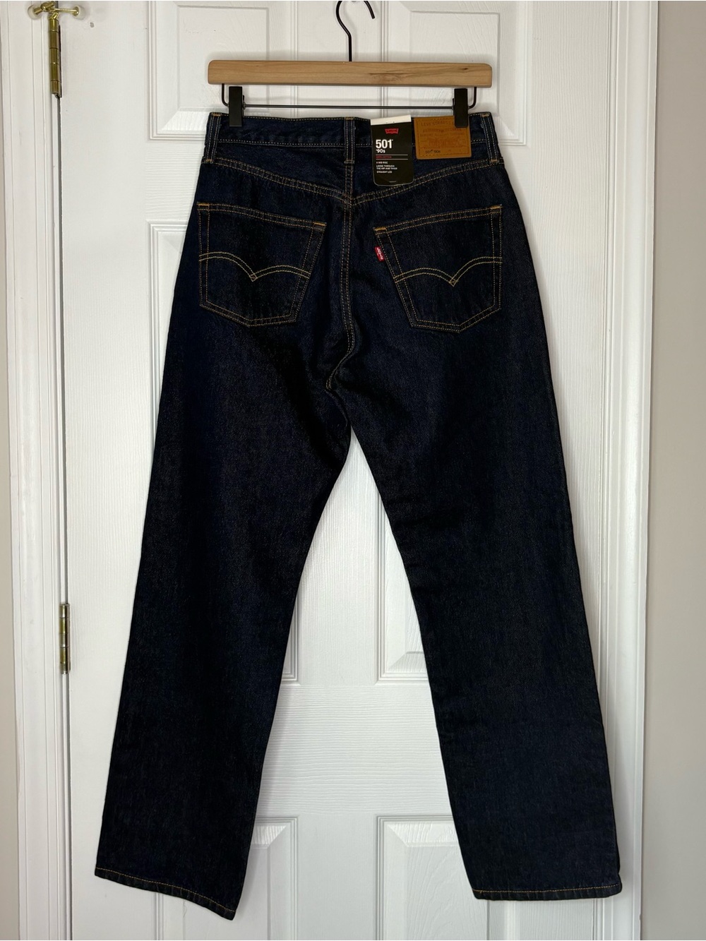 Levi’s 501® '90s Western Women's Jeans, 27 x 30 - Picture 9 of 15